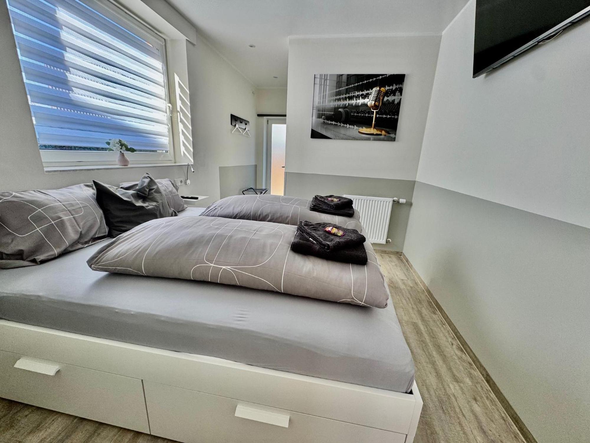 Gaestezimmer Beate Und Ferienwohnung Rheda Wiedenbrueck Dış mekan fotoğraf